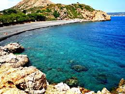 Playa de Mavra Volia (Piedras negras volcánicas)