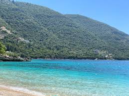 Playa de Mikros Gialos