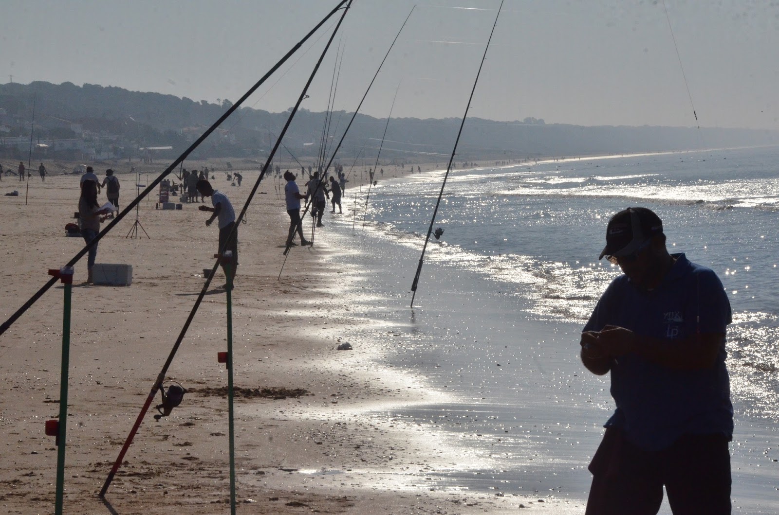 Playas para pesca deportiva en España: Tu guía de spots